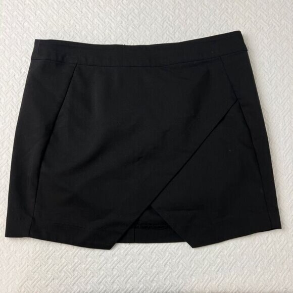 Vero Moda Women's Size 34 Black Alma Mini Short Skirt Zipper Wrap Asymmetrical - Picture 1 of 9
